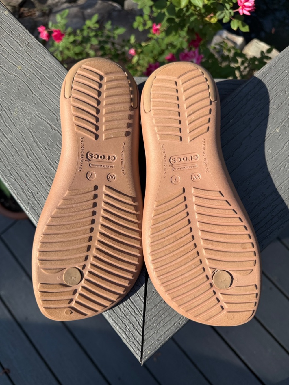 CROCS Women's Tan Slingback Toe-Post Sandals - Picture 2 of 6